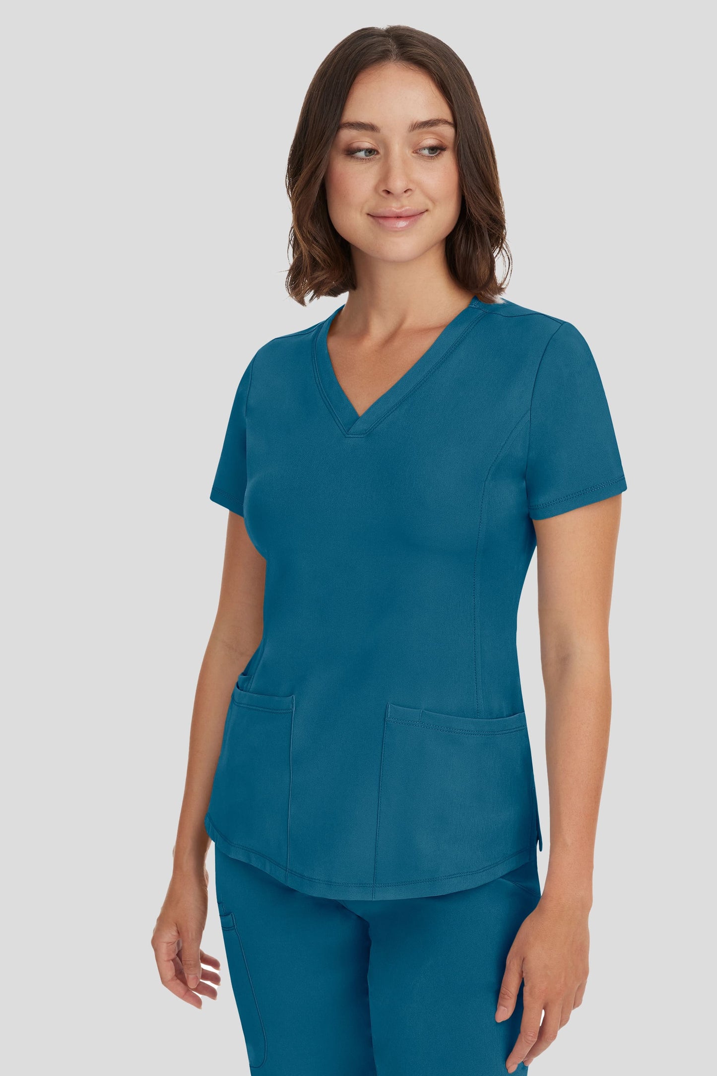 2500 بلوزة سكراب طبي مونيكا هيلينق هاندز نسائية