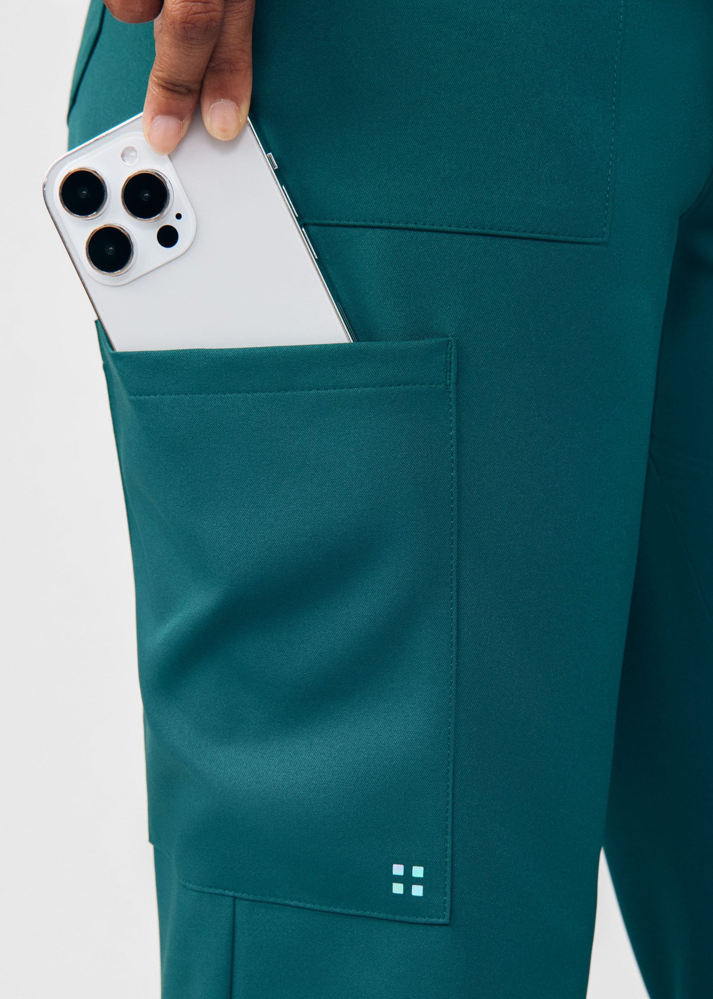 بنطلون سكراب طبي نسائي وايت كروس WB421