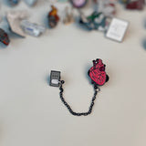 بروش طبي قلب مع سلسال