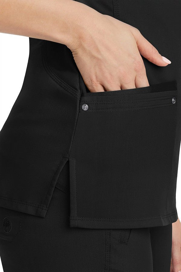 بلوزة نسائي هيلينق هاندز