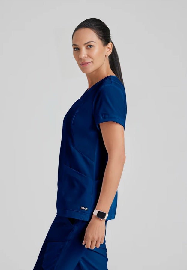 بلوزة سكراب طبي قريز اناتومي النسائي