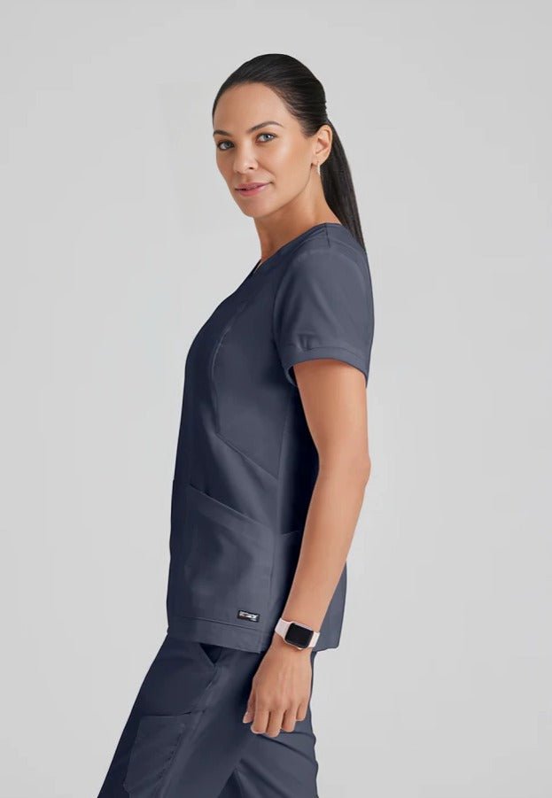 بلوزة سكراب طبي قريز اناتومي النسائي