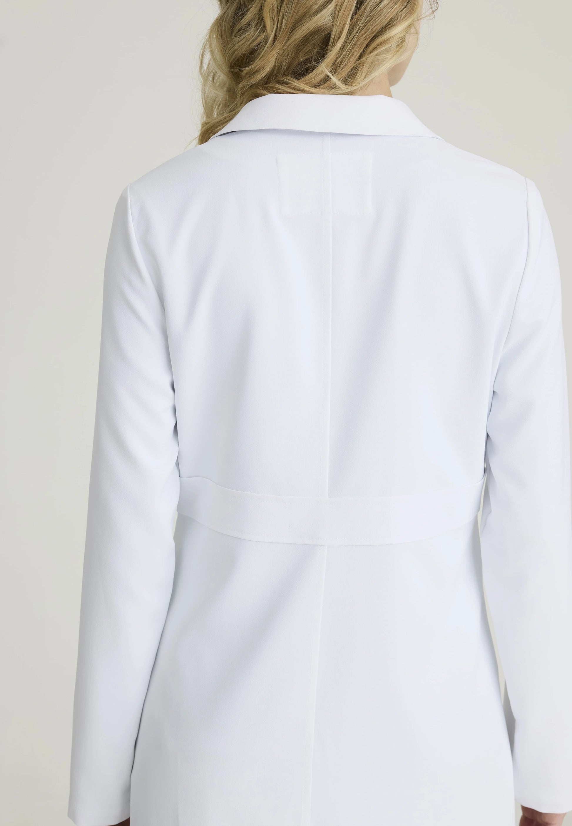 SKC970 لابكوت فلوريش سكيتشرز  النسائيLabcoat - دكتور هاوس للأزياء الطبية