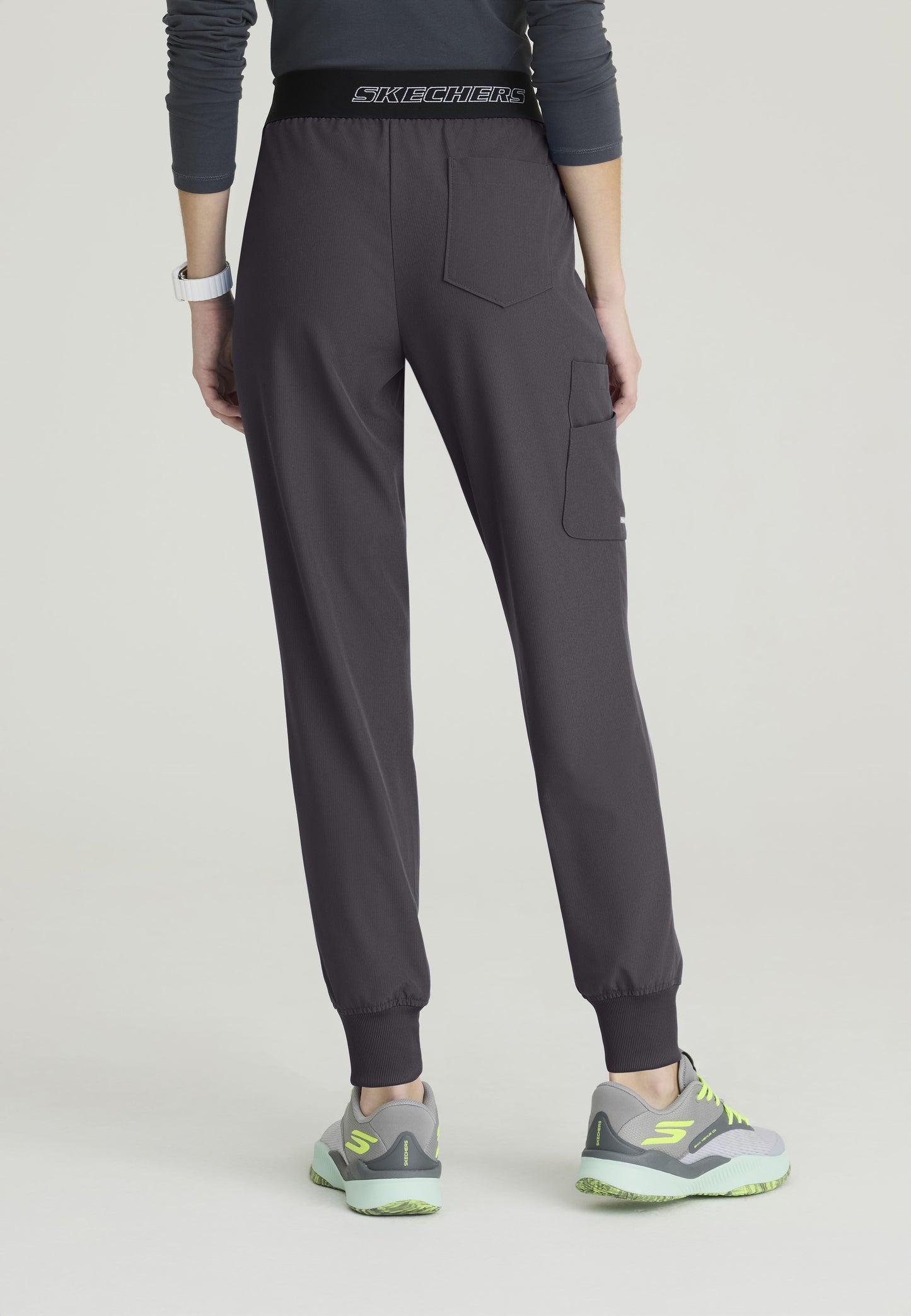 بنطلون سكرب سكيتشرز