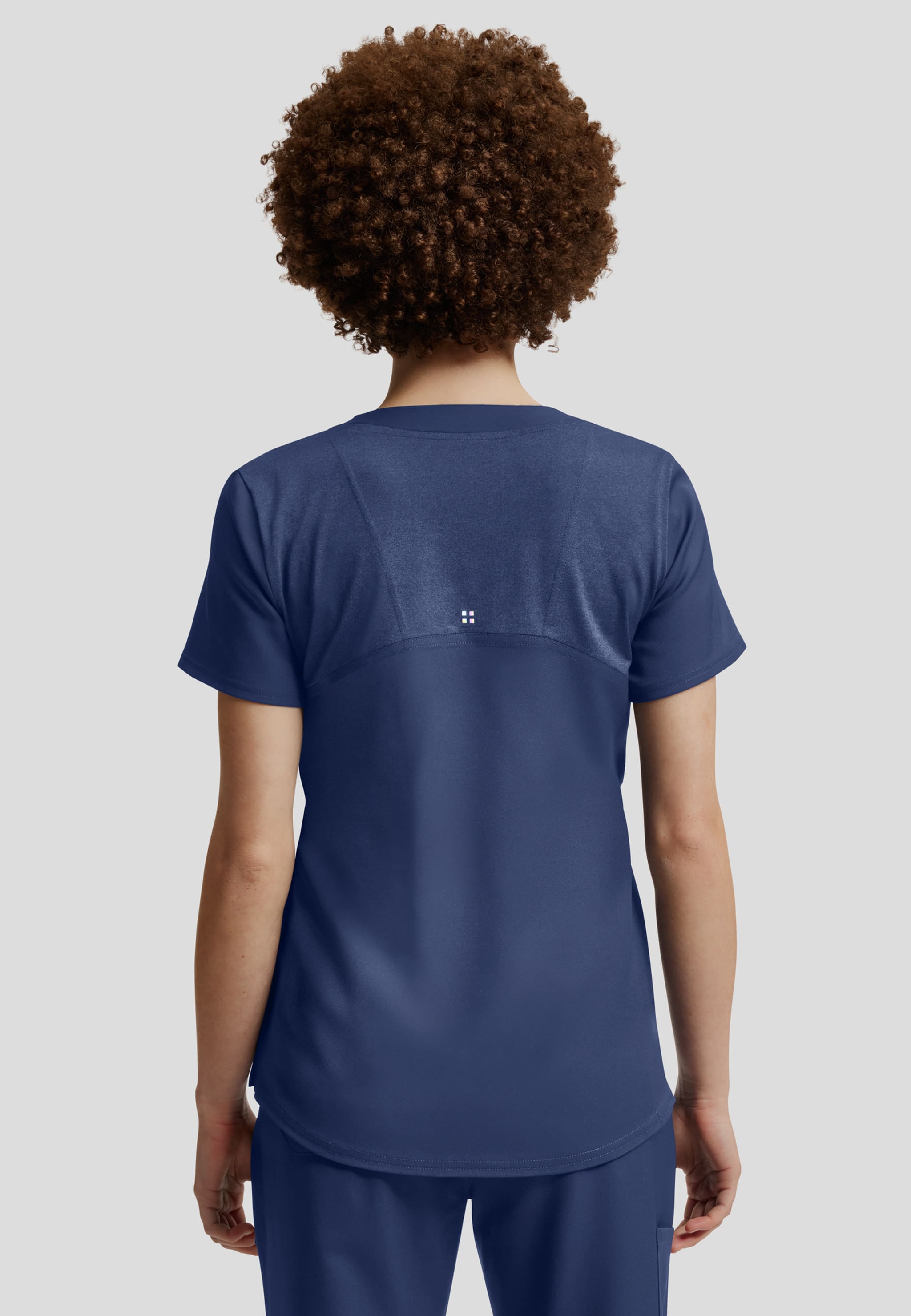 بلوزة سكراب نسائي وايت كروس WT121