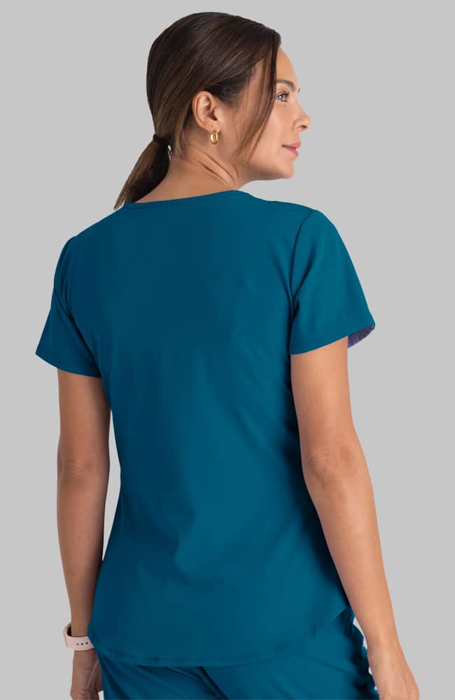  بلوزة سكراب طبي