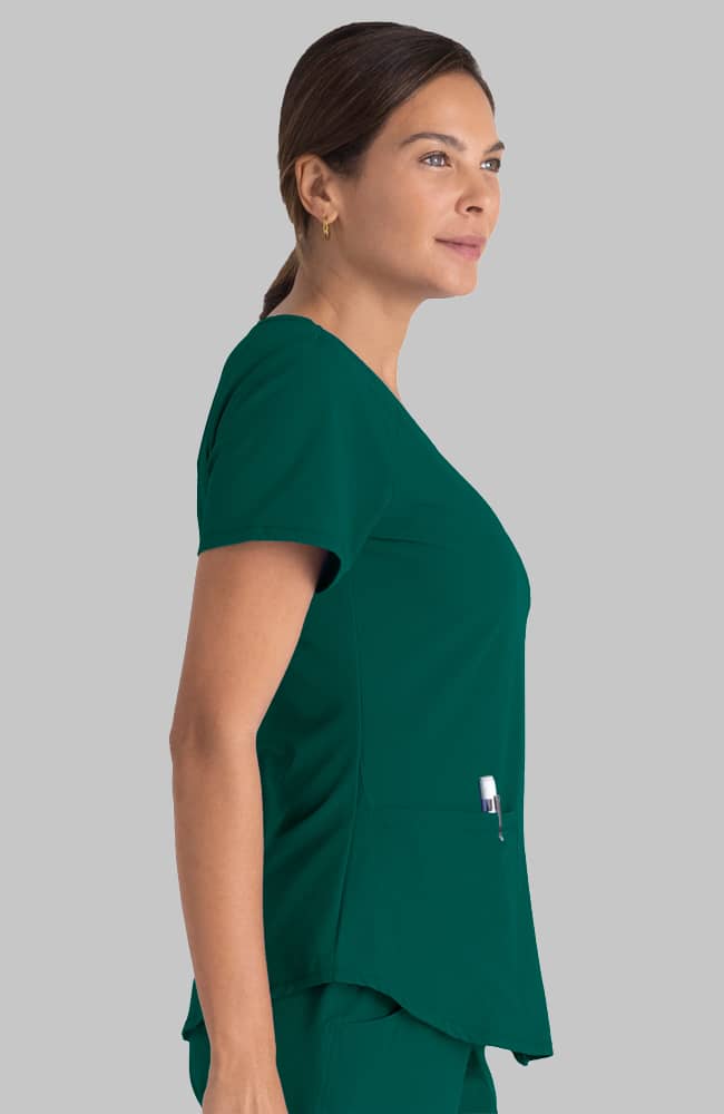 بلوزة سكراب طبي سكيتشرز 