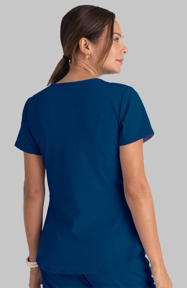 بلوزة نسائي سكيتشرز 